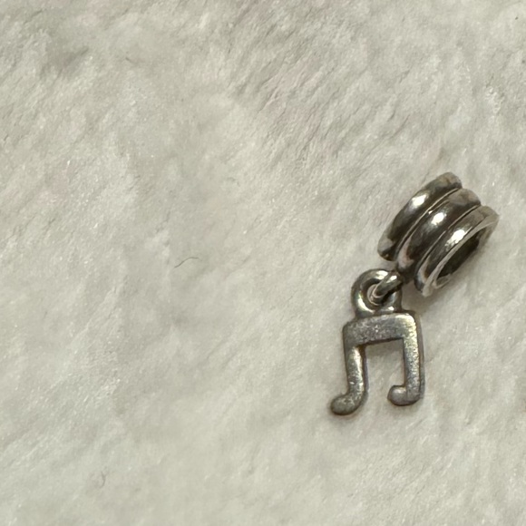 Pandora Music note melody dangle charm - Picture 3 of 3